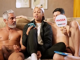 Bastidores - meu tio me fudeu com marcelo caiazzo & guilherme machado & lucas ferrari hot here today gay porn