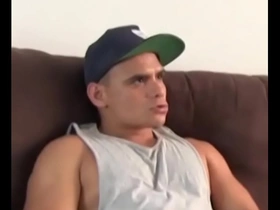 Tuvo que pagarle al mecanico con sexo y le dio durisimo indonesia gay massage porn