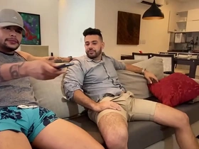Chupando meu cunhado unsnarl hot gay videos porn