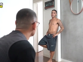 Acabei fodendo com o namorado da minha irma malay chinese gay porn