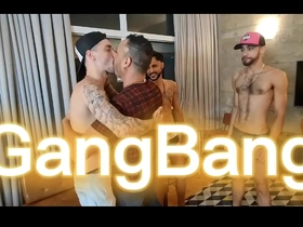 Gangbang bareback com kadu ventri, euerickdiaz , aventureiro, vittor lamborghini, vigário e bruno donato amigos dotados fudendo passivo guloso agay indonesian gay porn