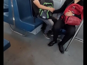 Agarrrandole la verga en el insurgents sex joyous japan porn