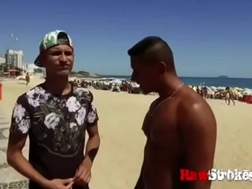 Fudendo o primo novinho depois da praia gay porn japan video