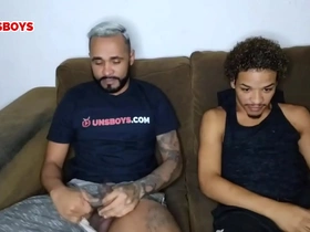 Foi traído pela a esposa e foi se aconselhar com amigo ,assista completo no red - subscreva no canal gay korean porn video