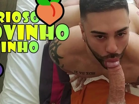 Bonitinho curioso novinho vizinho amador espionando o vizinho ao lado e fica com pau - pega twink cheirando seu pau -  com alex barcelona e milton - espionando o vizinho gostoso indonesian gay porn videos