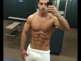 Audio - hottest show that’s ever happened to me at the gym hot gay porn homemade