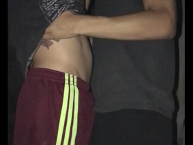 Eu e meu namorado estamos voltando pra casa e decidimos fuder na linha do trem japan gay porn future