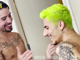 Bastidores do filme aula de skate singapore gay twink porn