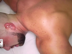 Hardcore vers invest in fuck with big dick ian and muscle ass lucca hot asain joyous porn