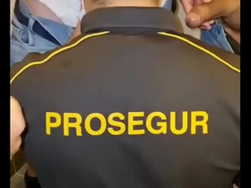 Segurança fazendo banheirao hot muscle indian blithe porn