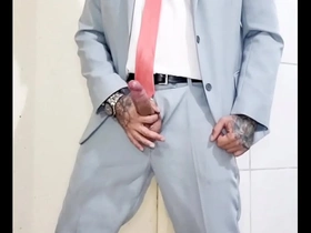 Macho de terno mostrando pica american chinese careless porn