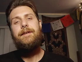 Superhero saves a dutiful gay who rewards him with 