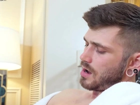 Gayroom slow hotel massage gets slippery with two hunks gay hot porn video