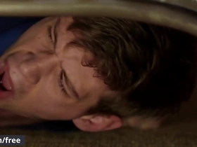 Submissive dude gets a fast bareback smarting in make an issue of ass and a facial - men korean gay shower porn