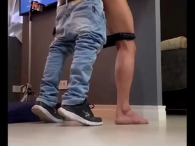 Mamando universitário e levando leite gay porn solo hot