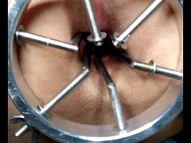 Bdsm expandiendome el ano con un especuló y jugando con comida y objetos hot gay porn models