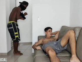 O cafuçu levou até minhas pregas hot gay porn latino